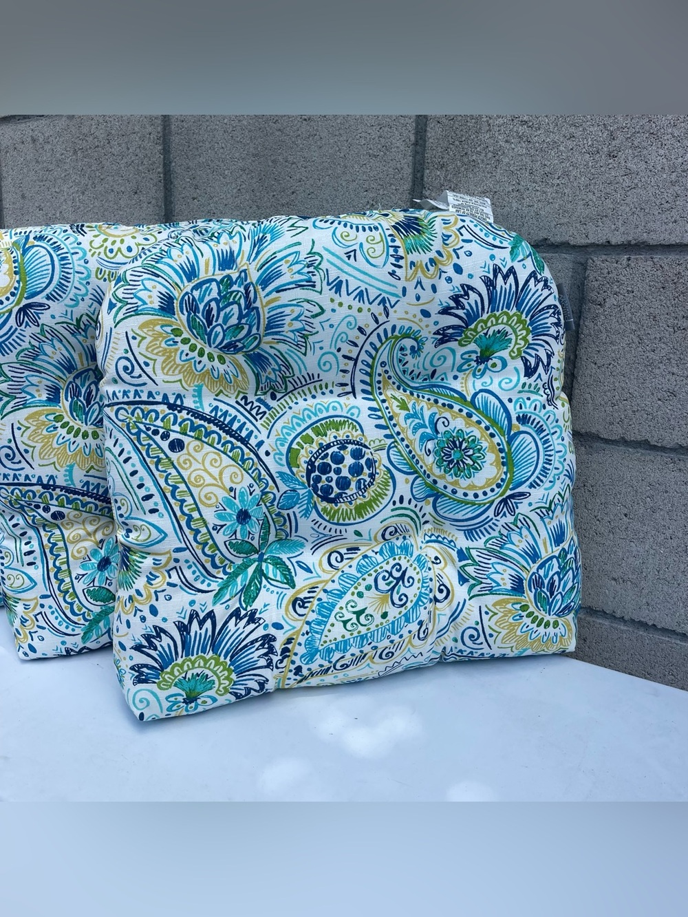 Pillow Perfect Outdoors Seat Cushion 19โx19โ Blue & Green Paisley Set of 6